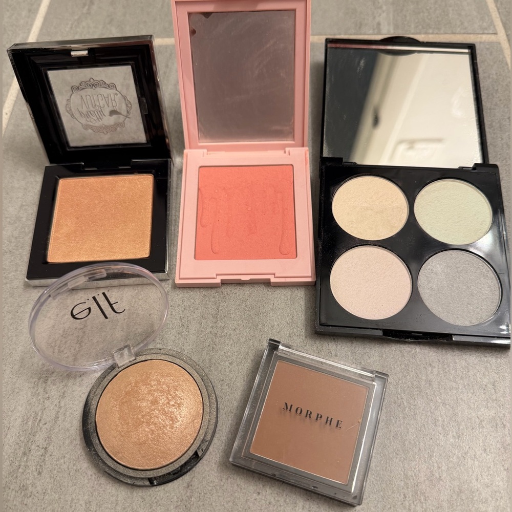 Highlight, blush, and bronzer variety bundle - Picture 2 of 2